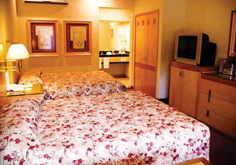 Hotel Plaza Las Quintas Hermosillo Kamer foto